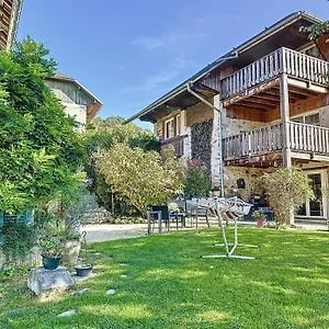  Bed & Breakfast Antre Lacs France